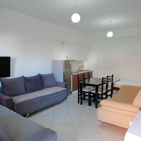 Kidi Apartments Саранде Екстериор снимка