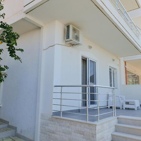 Kidi Apartments Саранде Екстериор снимка