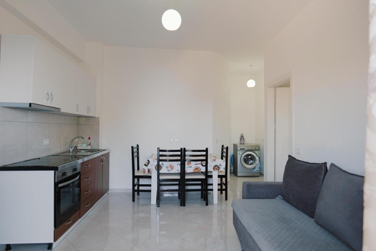 Kidi Apartments Саранде Екстериор снимка