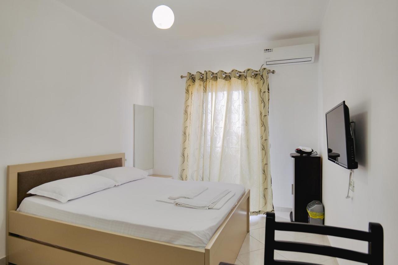 Kidi Apartments Саранде Екстериор снимка