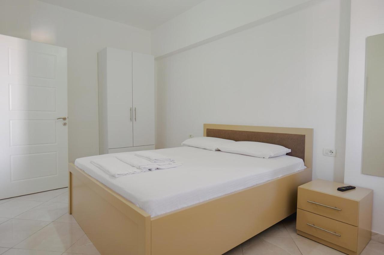Kidi Apartments Саранде Екстериор снимка