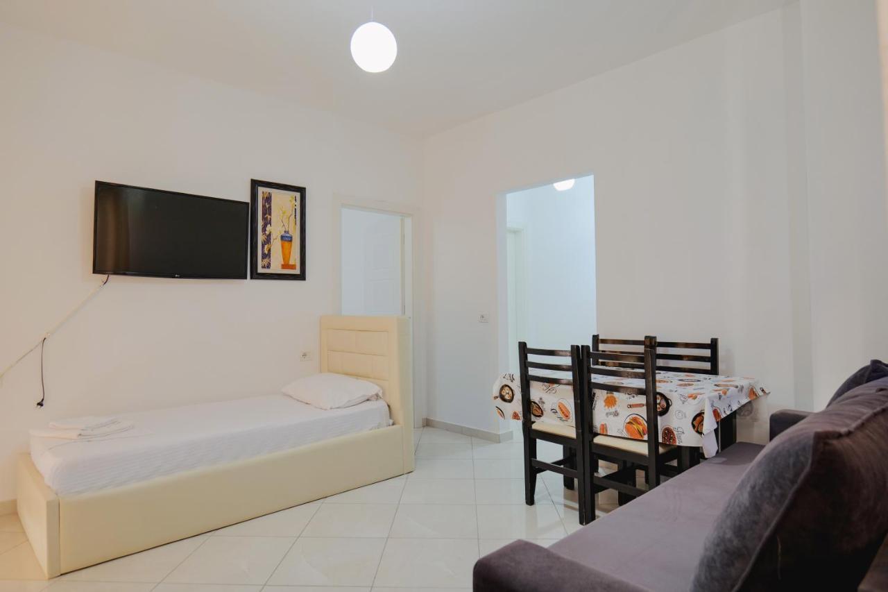 Kidi Apartments Саранде Екстериор снимка
