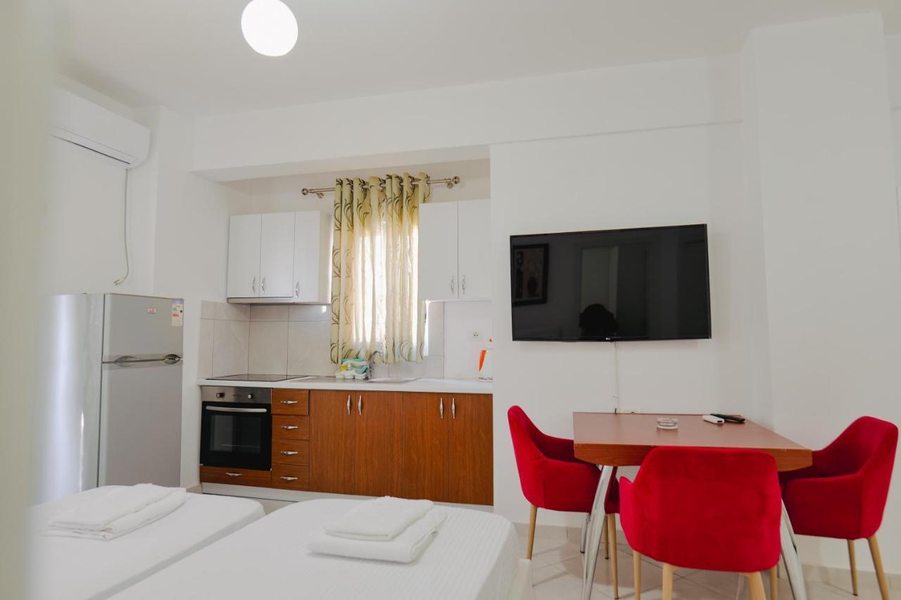 Kidi Apartments Саранде Екстериор снимка