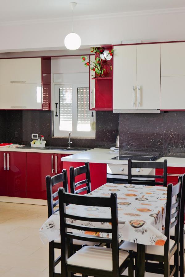 Kidi Apartments Саранде Екстериор снимка